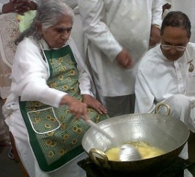 Dadi Janki5